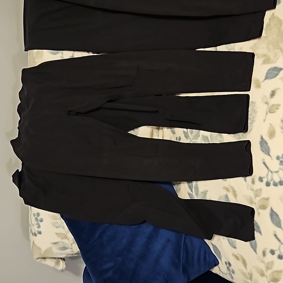 Aerie Offline Skinny Leggings & Offline Flare Leggings. - Picture 2 of 5